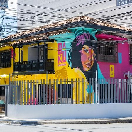 Baku Laureles Hostel 메딜린 외부 사진