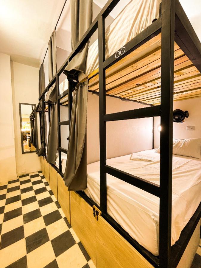 Baku Laureles Hostel 메딜린 외부 사진
